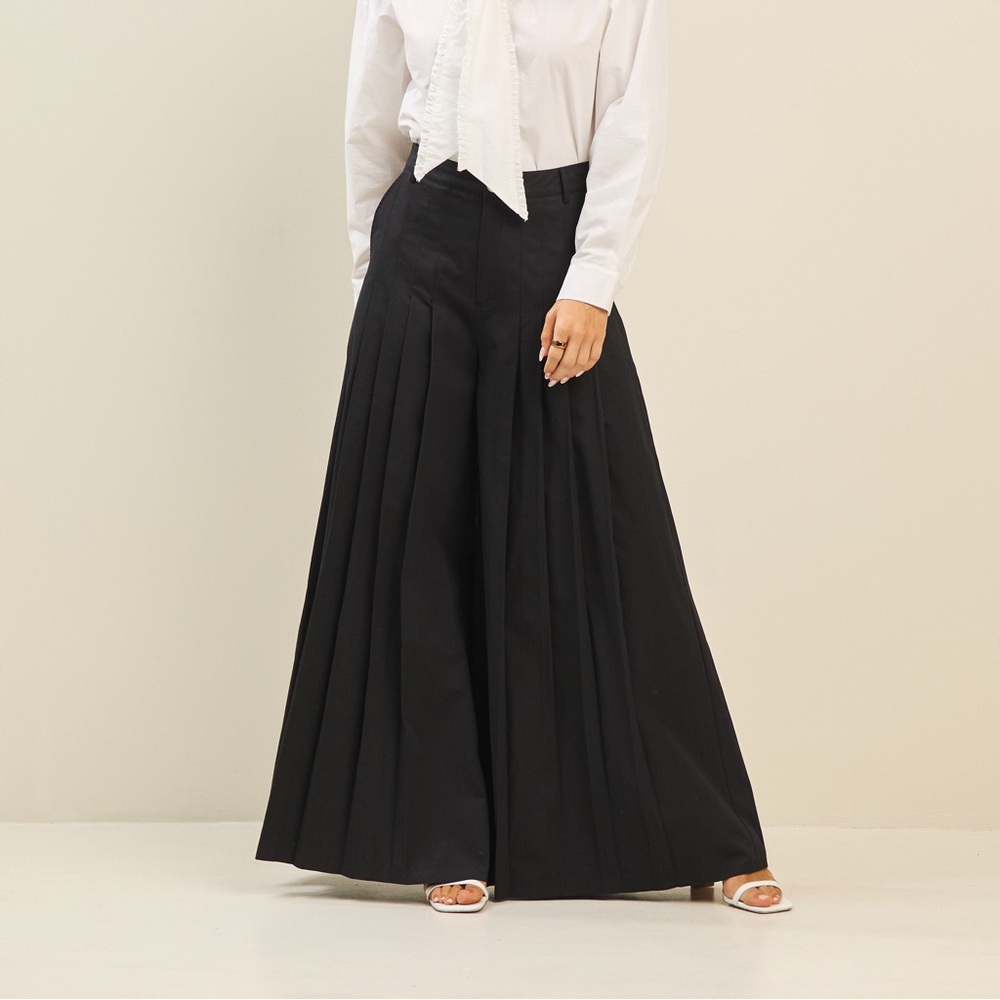 Pleated Ultra Wide Leg Cotton Pants - Able